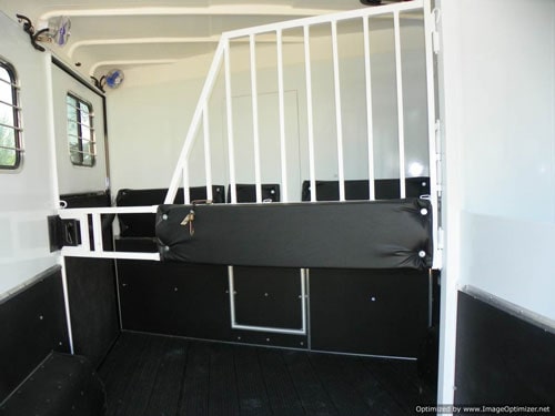 Double D Trailers interior dividers