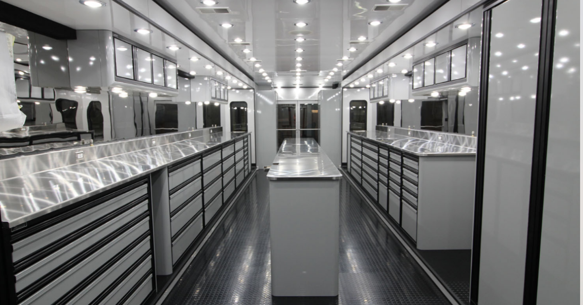 15 Luxury Horse Trailers You Won T Believe 15 Luxury Horse Trailers You Won T Believe