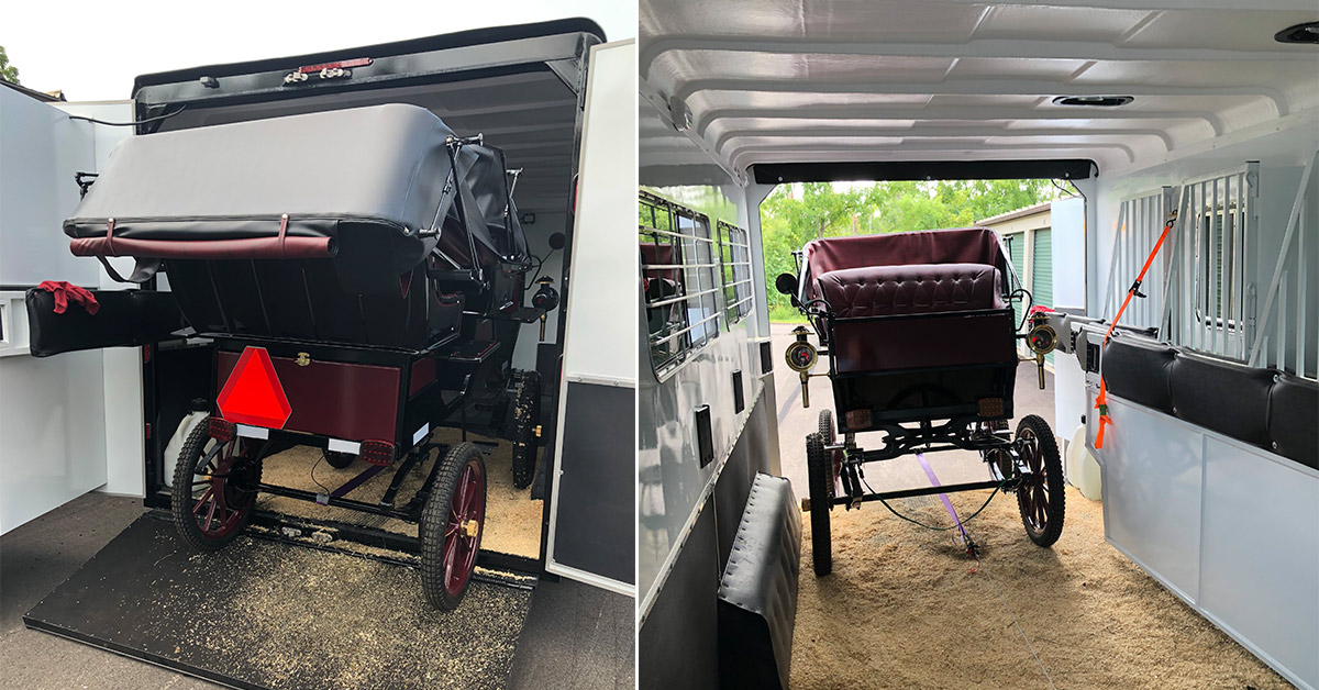Horse Trailer with Carriage Cart