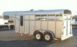 gooseneck horse trailer