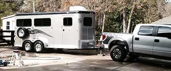 bumper pull horse trailer 