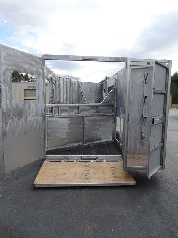 3 horse bumper pull trailer