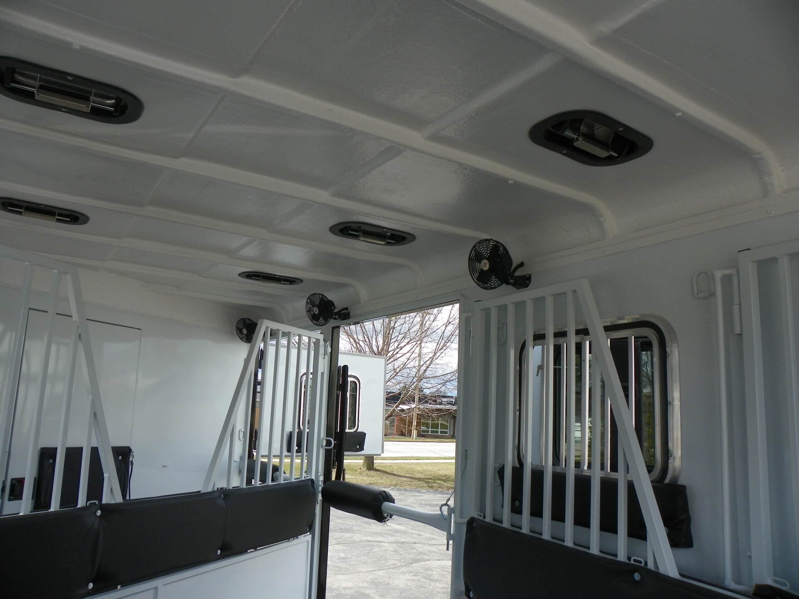 Double D Trailers' 3 Horse Slant Load Gooseneck Trailer