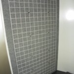 3 horse slant load bumper pull wall organizer grid